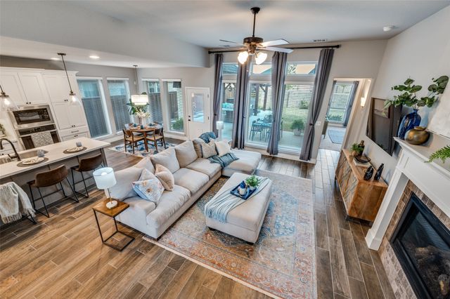 905 Hubbard Creek Trail, Mckinney, TX 75071