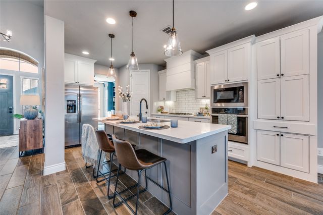 905 Hubbard Creek Trail, Mckinney, TX 75071