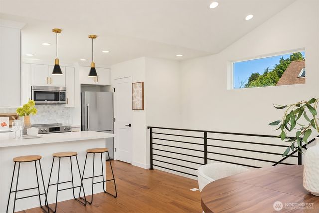 7747 2nd Avenue NE, Seattle, WA 98115