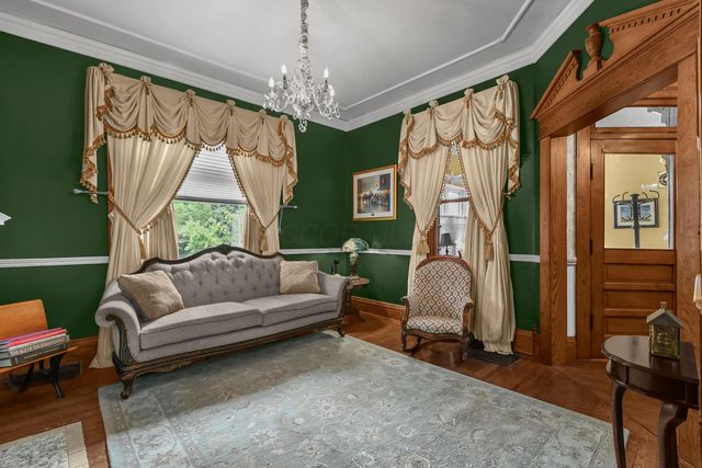 118 N Oak Avenue, Baltimore, OH 43105