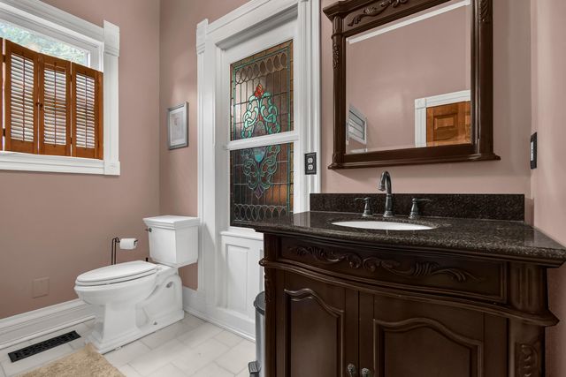 118 N Oak Avenue, Baltimore, OH 43105