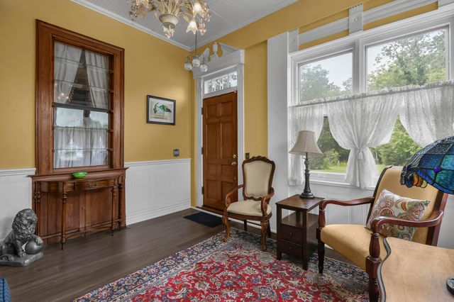 118 N Oak Avenue, Baltimore, OH 43105