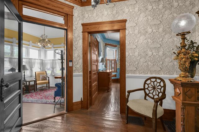 118 N Oak Avenue, Baltimore, OH 43105