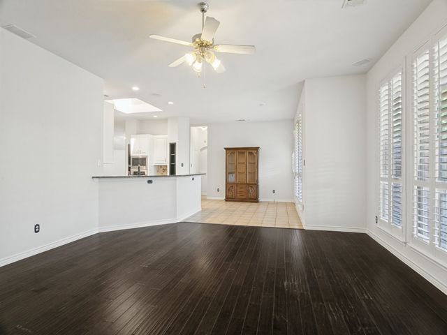 10132 Ash Creek Lane, Fort Worth, TX 76177