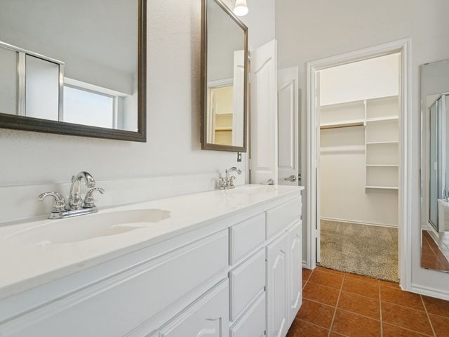 10132 Ash Creek Lane, Fort Worth, TX 76177