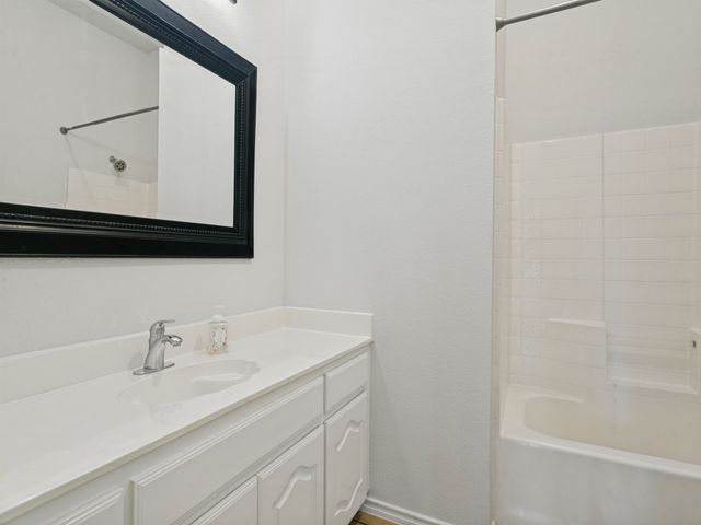 10132 Ash Creek Lane, Fort Worth, TX 76177