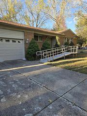 26845 Greenleigh Court, Southfield, MI 48076