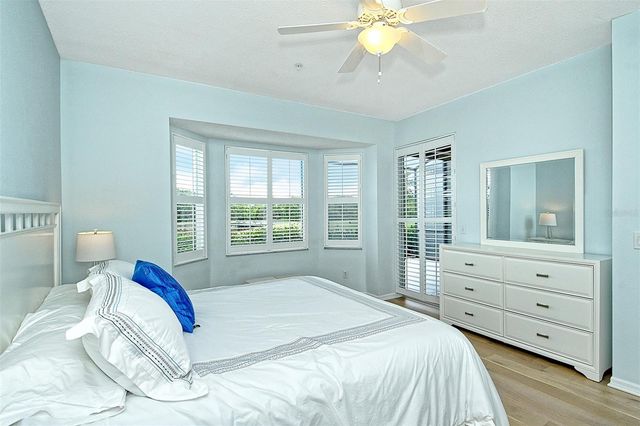 5168 MAHOGANY RUN AVENUE, Sarasota, FL 34241