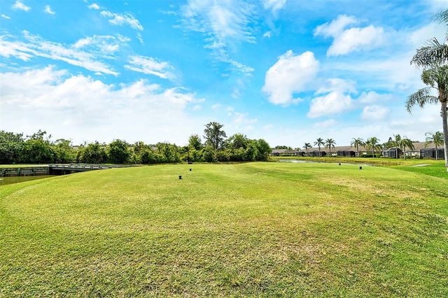 5168 MAHOGANY RUN AVENUE, Sarasota, FL 34241