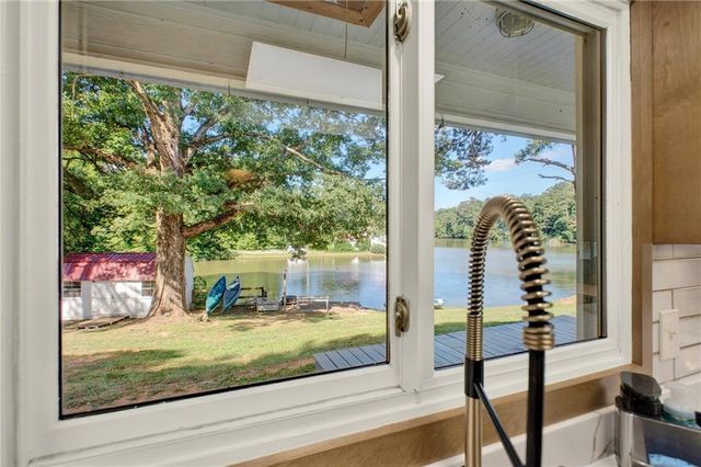 197 Big Springs SE Road, Calhoun, GA 30701