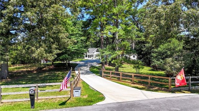 197 Big Springs SE Road, Calhoun, GA 30701
