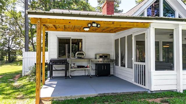 197 Big Springs SE Road, Calhoun, GA 30701