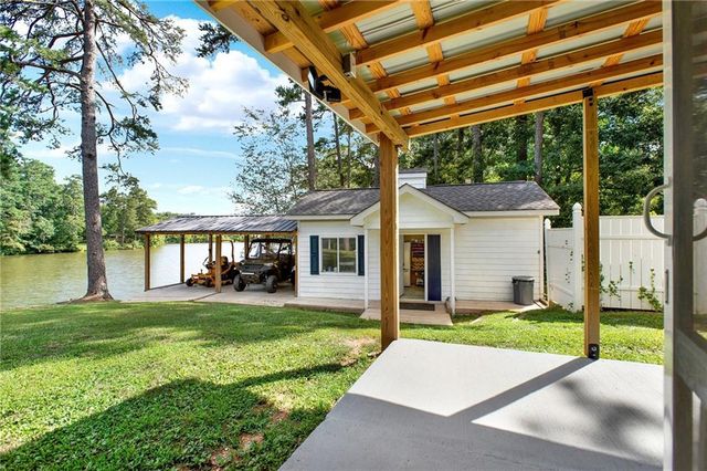 197 Big Springs SE Road, Calhoun, GA 30701