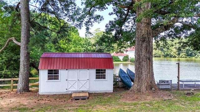 197 Big Springs SE Road, Calhoun, GA 30701