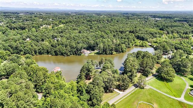 197 Big Springs SE Road, Calhoun, GA 30701