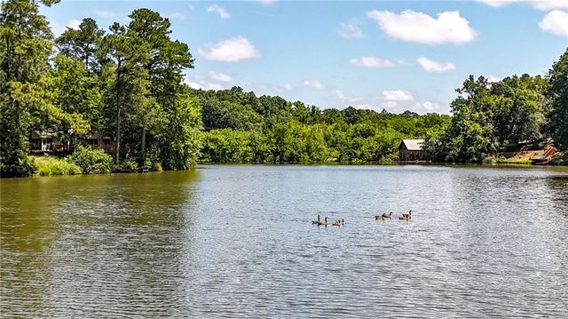 197 Big Springs SE Road, Calhoun, GA 30701
