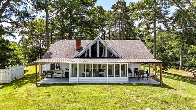 197 Big Springs SE Road, Calhoun, GA 30701