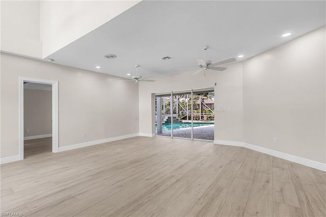 896 Limpet DR, Sanibel, FL 33957