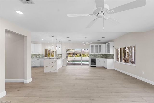 896 Limpet DR, Sanibel, FL 33957