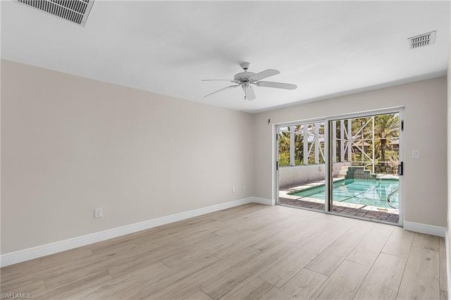 896 Limpet DR, Sanibel, FL 33957