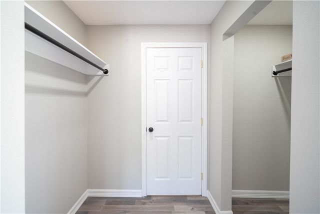 1002 E Hill Ave, Alice, TX 78332