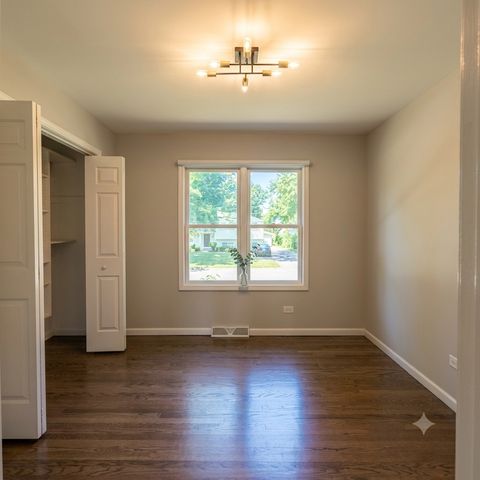556 JEFFERSON Street, Hinsdale, IL 60521