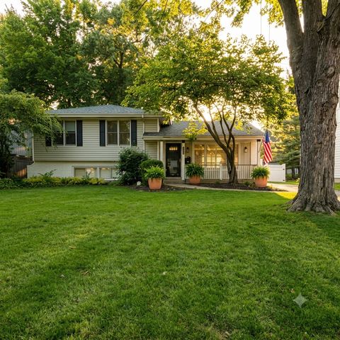 556 JEFFERSON Street, Hinsdale, IL 60521