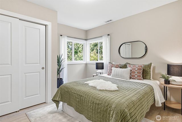 18824 80th Avenue W, Edmonds, WA 98026