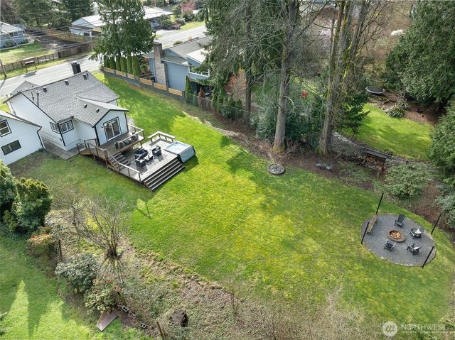 18824 80th Avenue W, Edmonds, WA 98026