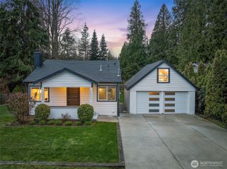 18824 80th Avenue W, Edmonds, WA 98026