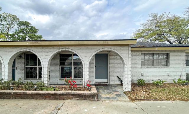 2675 Gessner Road 103, Houston, TX 77080