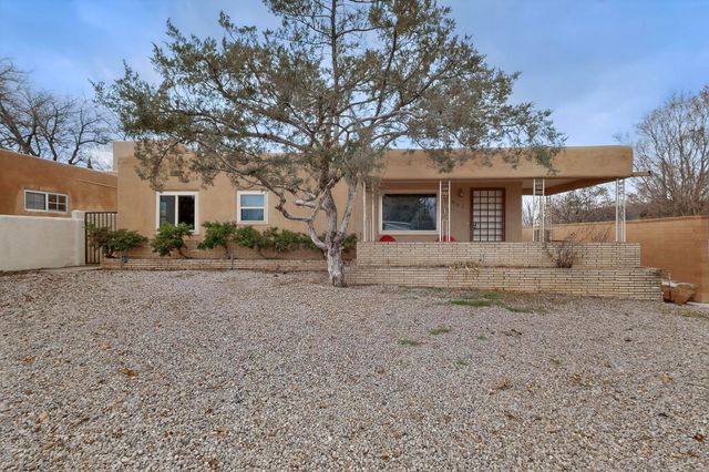 401 Sierra Drive SE, Albuquerque, NM 87108