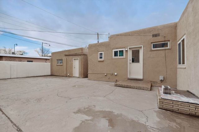 401 Sierra Drive SE, Albuquerque, NM 87108