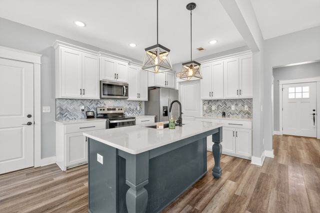 222 Tucker Trice Blvd, Lebanon, TN 37087