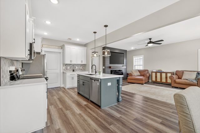 222 Tucker Trice Blvd, Lebanon, TN 37087