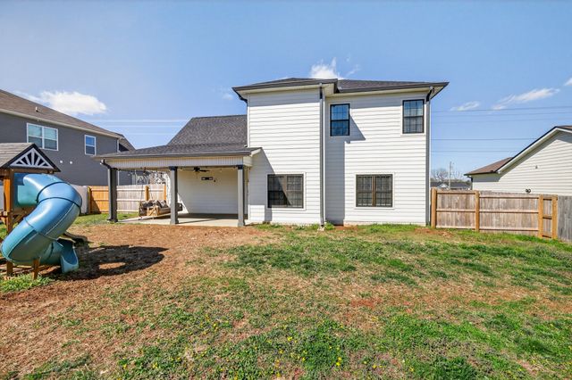 222 Tucker Trice Blvd, Lebanon, TN 37087