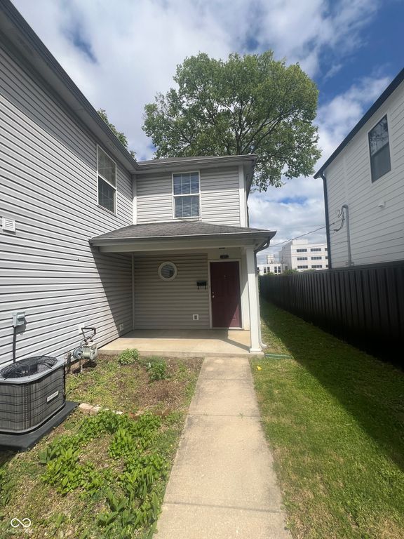 3457 N Illinois Street, Indianapolis, IN 46208