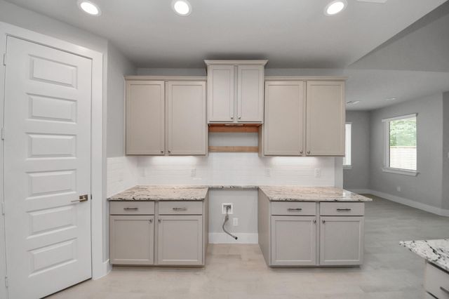 3043 Native Spring Dr, Spring, TX 77373