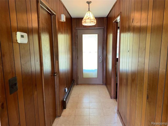 2130 Webster Park Drive, Howell, MI 48843