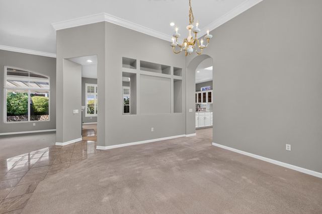 233 Grace Glen Ct, Roseville, CA 95747