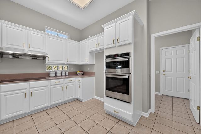 233 Grace Glen Ct, Roseville, CA 95747