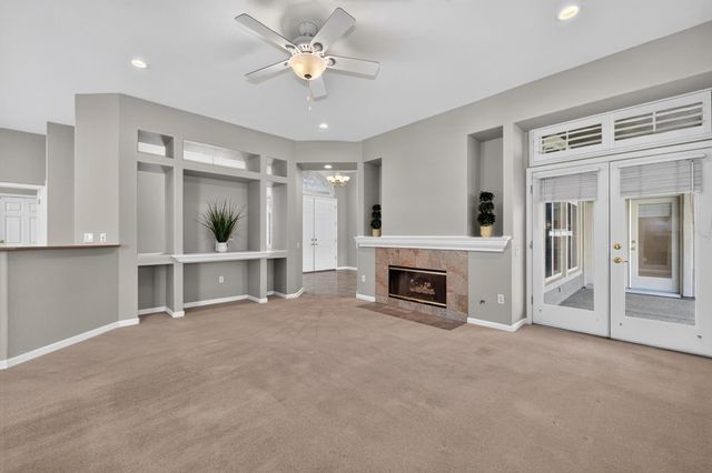 233 Grace Glen Ct, Roseville, CA 95747