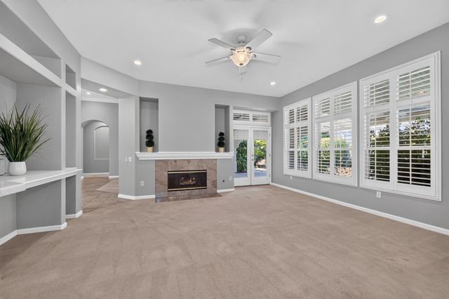 233 Grace Glen Ct, Roseville, CA 95747