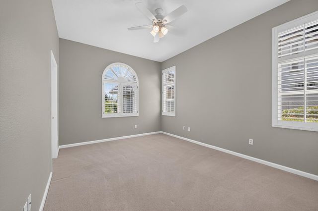 233 Grace Glen Ct, Roseville, CA 95747
