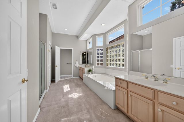 233 Grace Glen Ct, Roseville, CA 95747