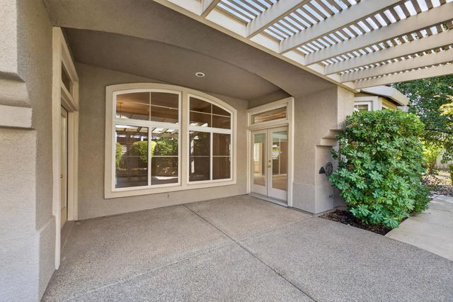 233 Grace Glen Ct, Roseville, CA 95747