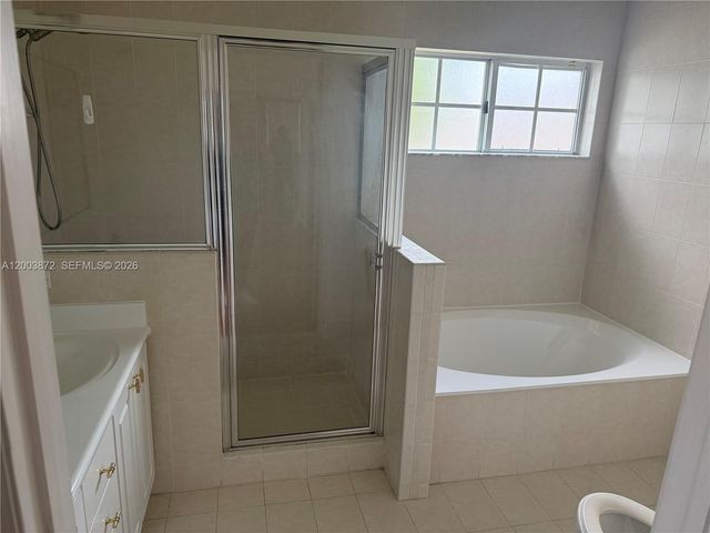 17460 NW 89th Ave, Hialeah, FL 33018