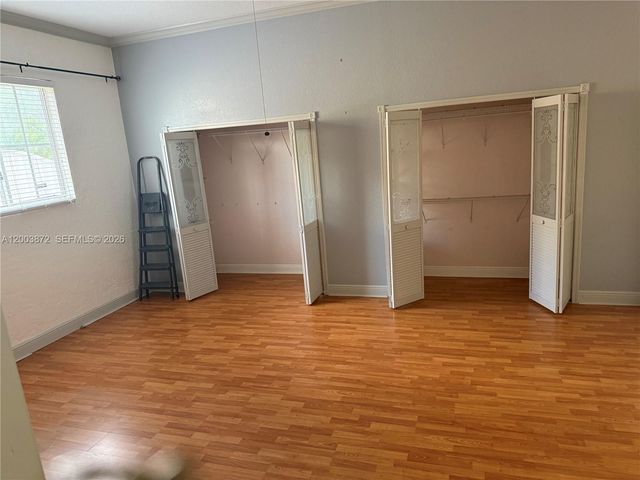 17460 NW 89th Ave, Hialeah, FL 33018