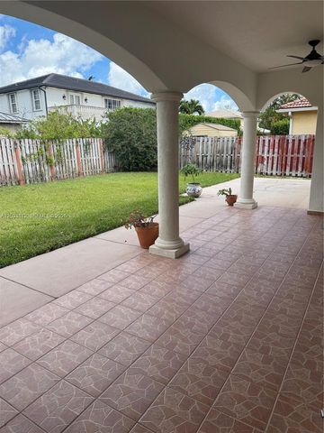 17460 NW 89th Ave, Hialeah, FL 33018