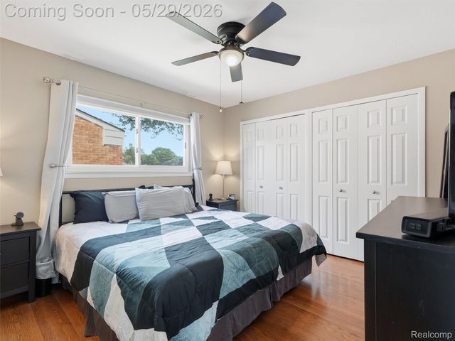 30728 Whittier Avenue, Madison Heights, MI 48071